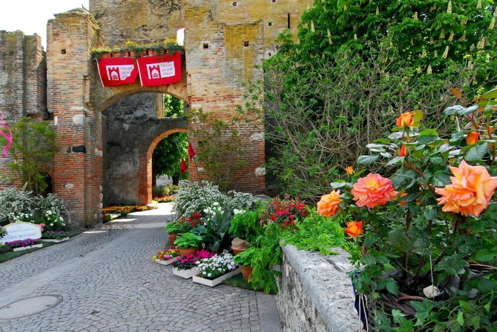 Antica Dimora Dell'Ortolano Apartment Castellaro  Exterior foto